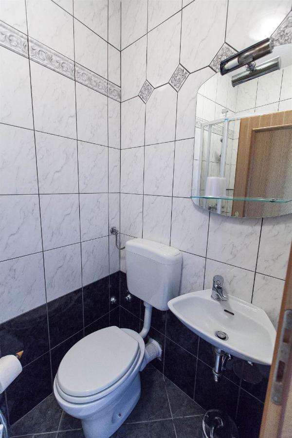 Apartments With A Parking Space Crikvenica - 11307 Εξωτερικό φωτογραφία
